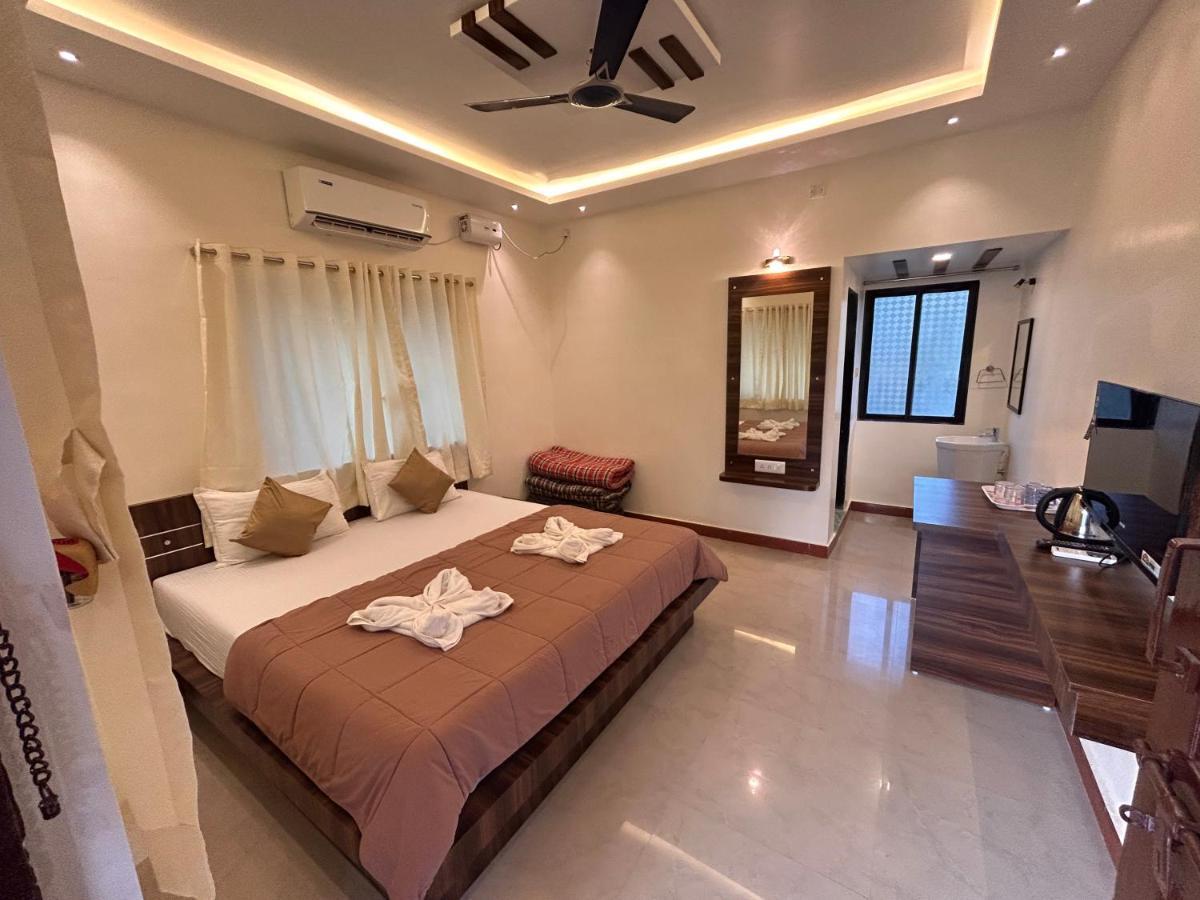 The Beach Hive Resort Kashid Exterior foto