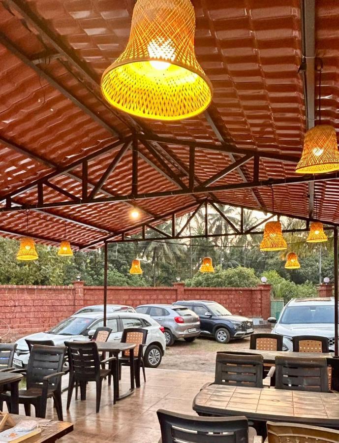 The Beach Hive Resort Kashid Exterior foto