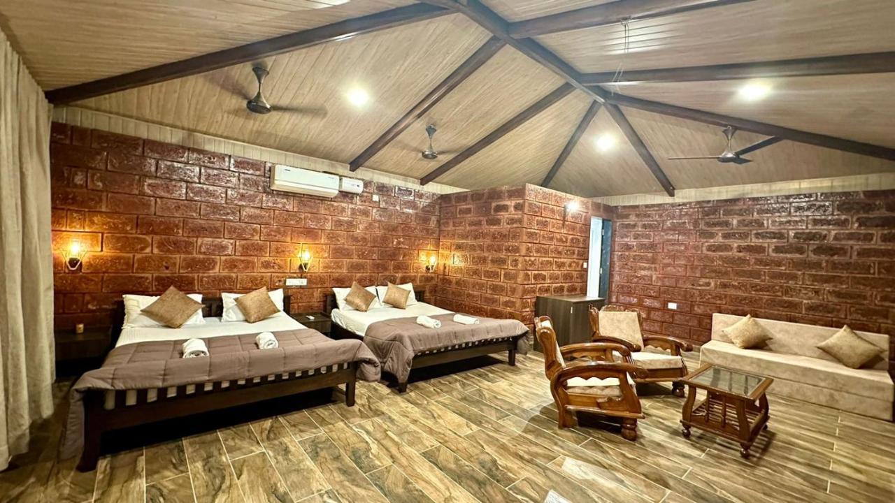 The Beach Hive Resort Kashid Exterior foto