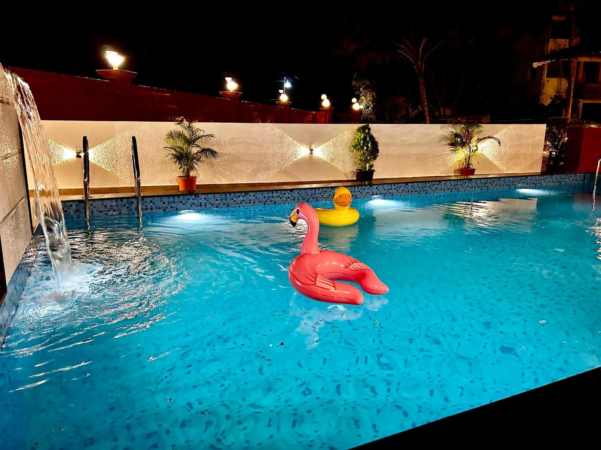 The Beach Hive Resort Kashid Exterior foto
